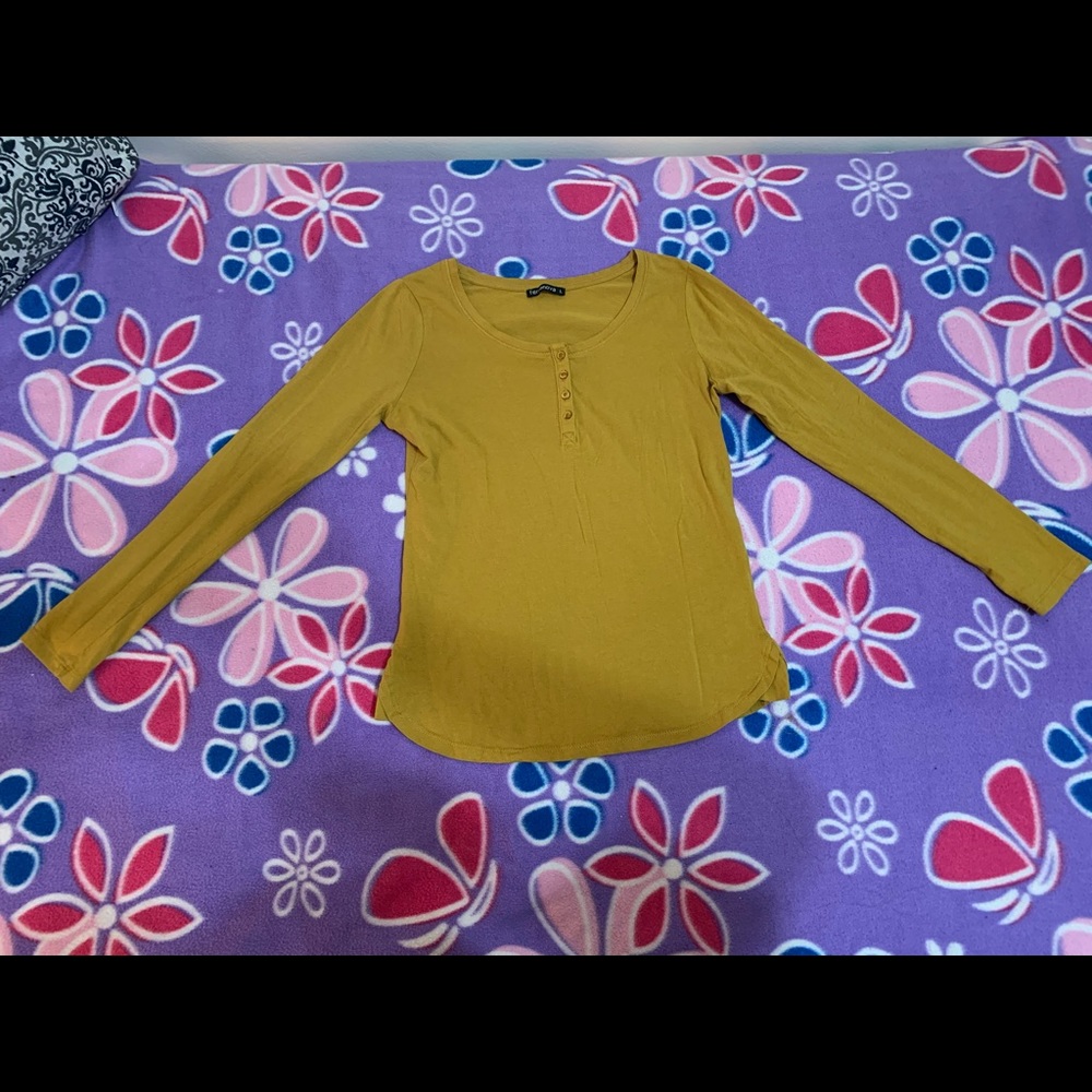 Long sleeve shirt